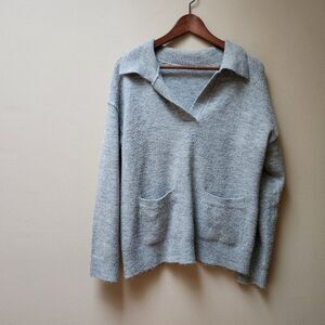 5/$25 Soft grey sweater / L